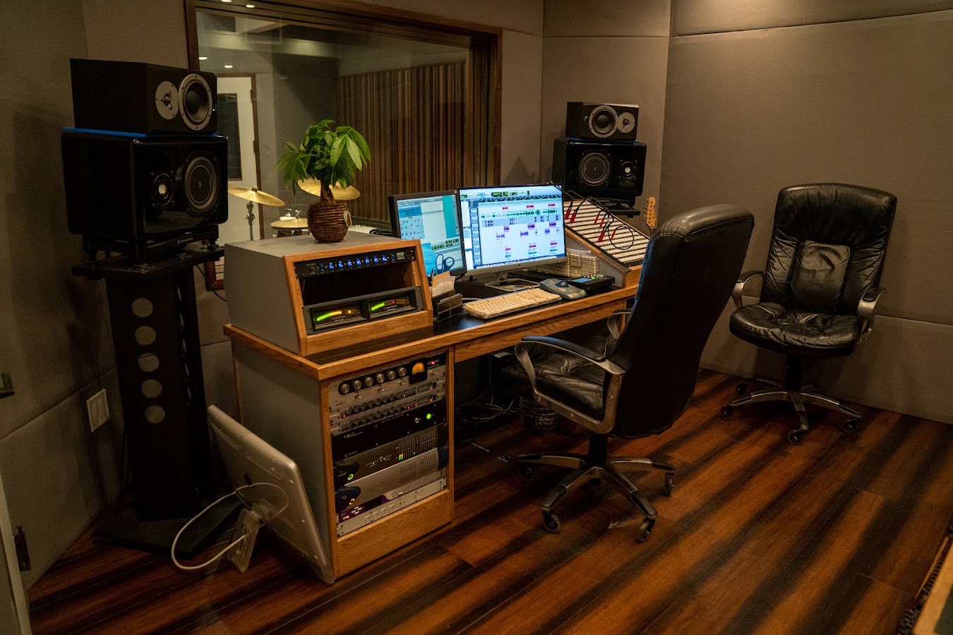 Real studio photo for Beagle Studios