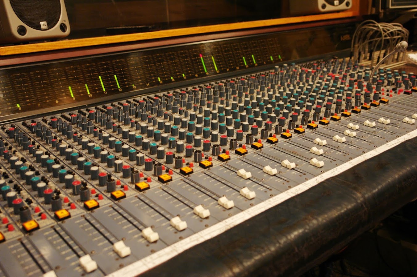 Real studio photo for Startracker Recording Studio