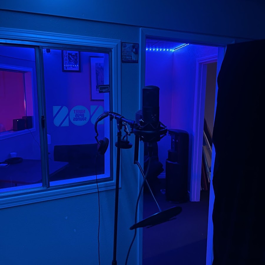 Real studio photo for VULTURES RECORDING STUDIO