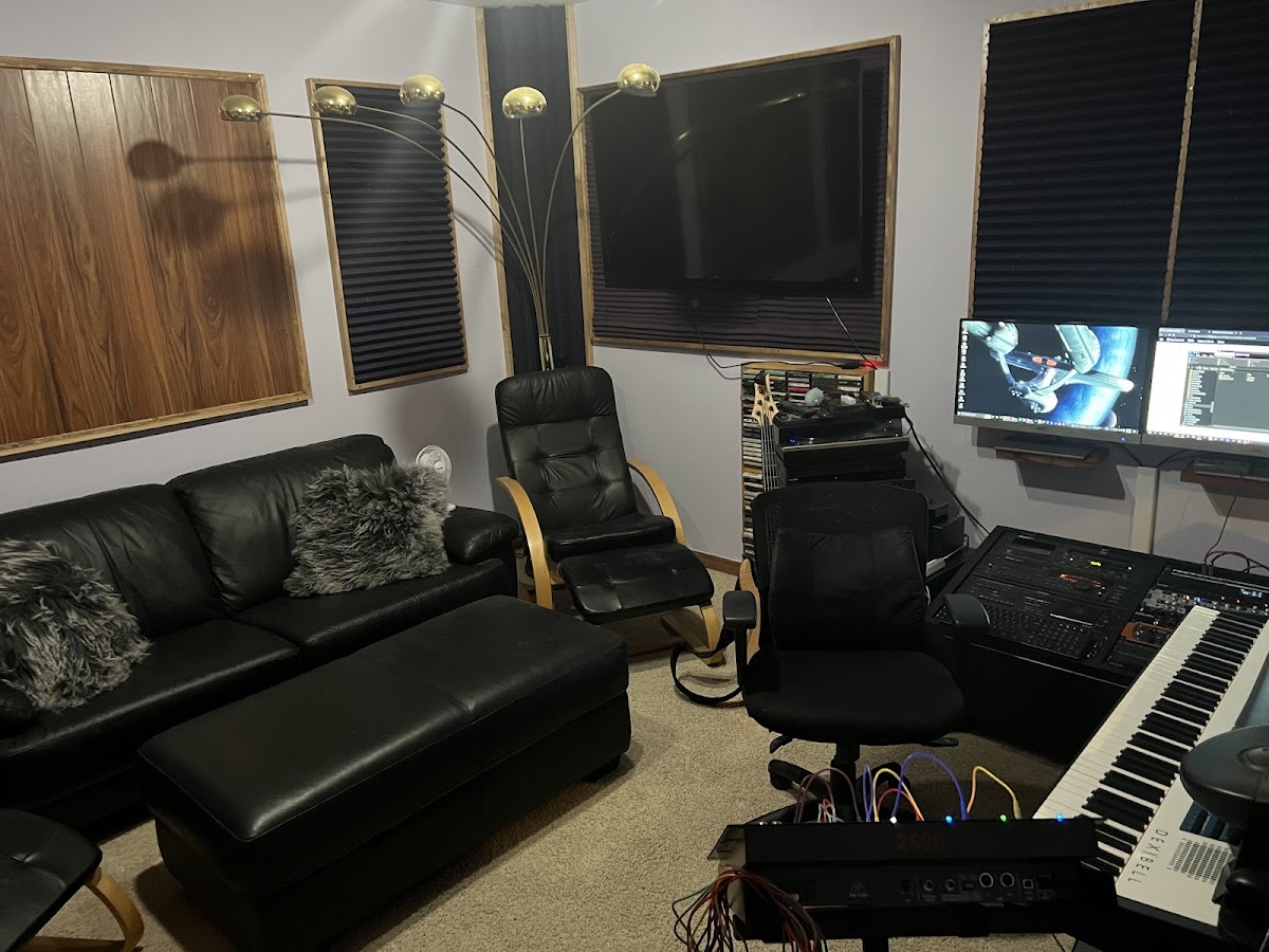 Real studio photo for Daystar Recording Studios