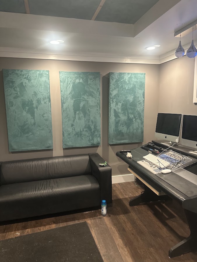 Recording studio interior for TOFF King Studios