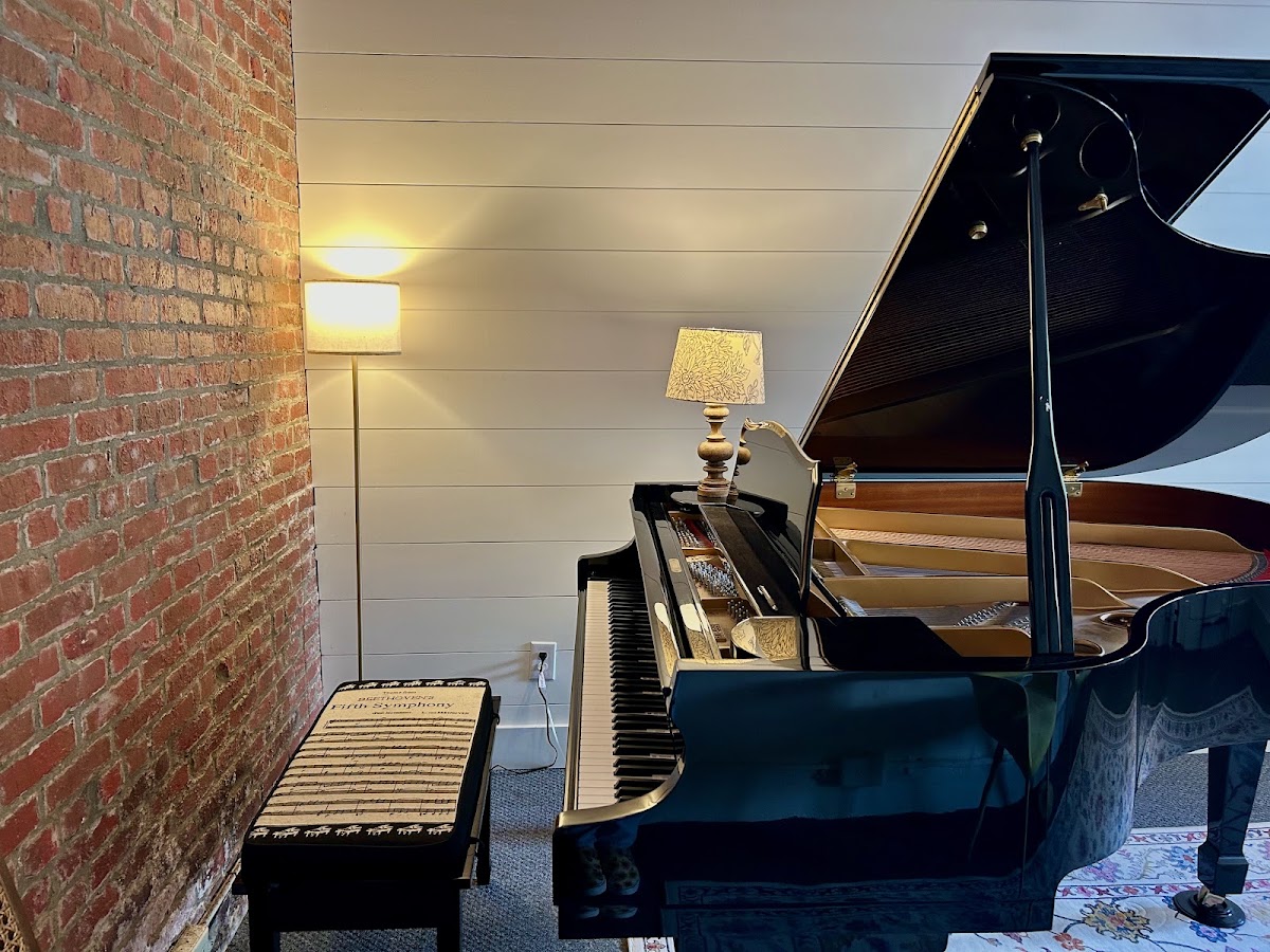 Real studio photo for Mallorie's Music Studio