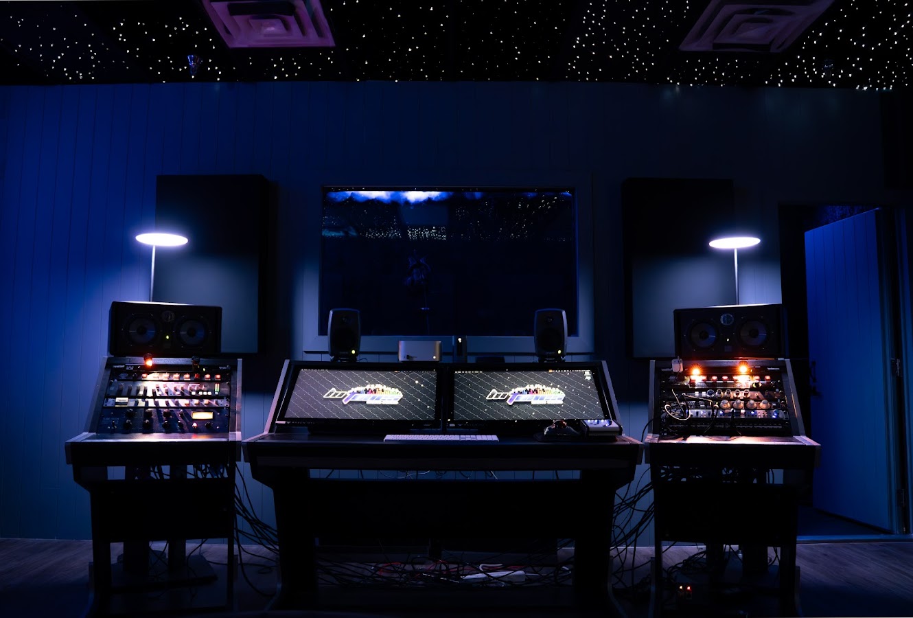 Real studio photo for Hi-Tunes Studio